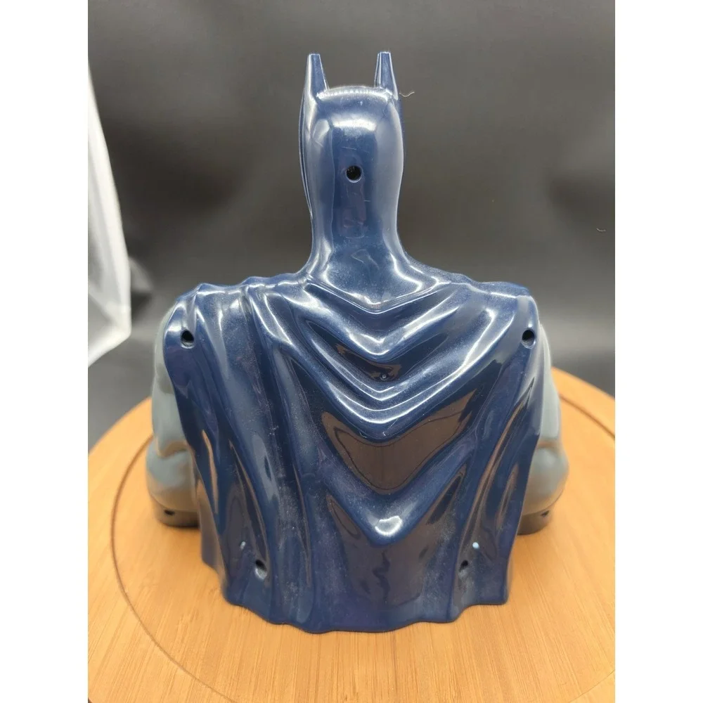 DC Comics Batman Digital Alarm Clock BAT3031 Novelty Bust Shape Blue